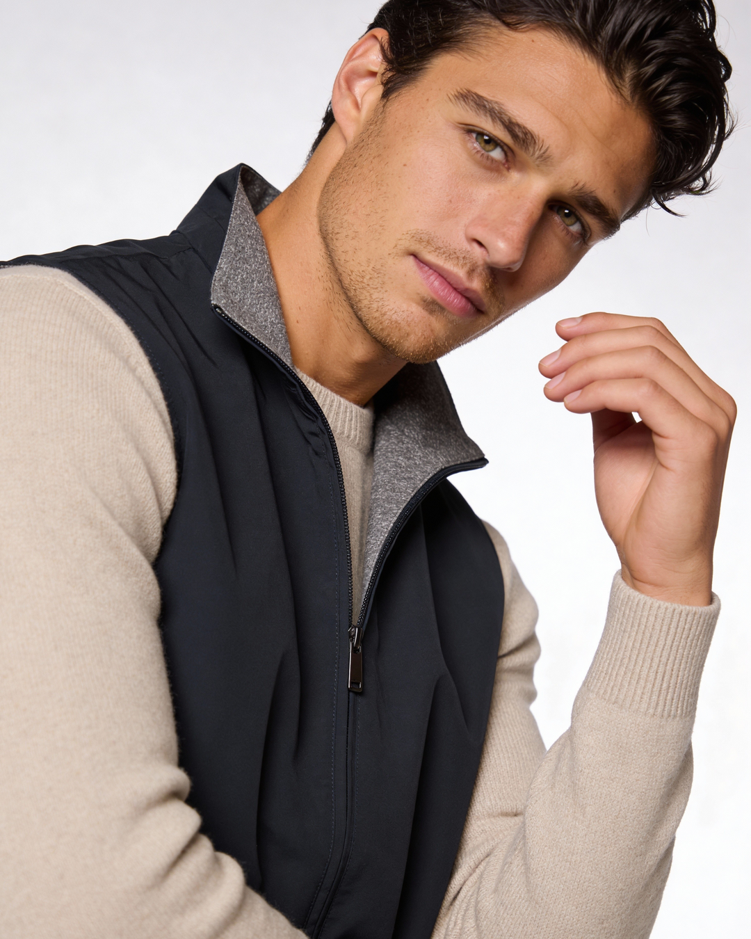 Men's Reversible Lightweight Vest - Two-Way Wear
