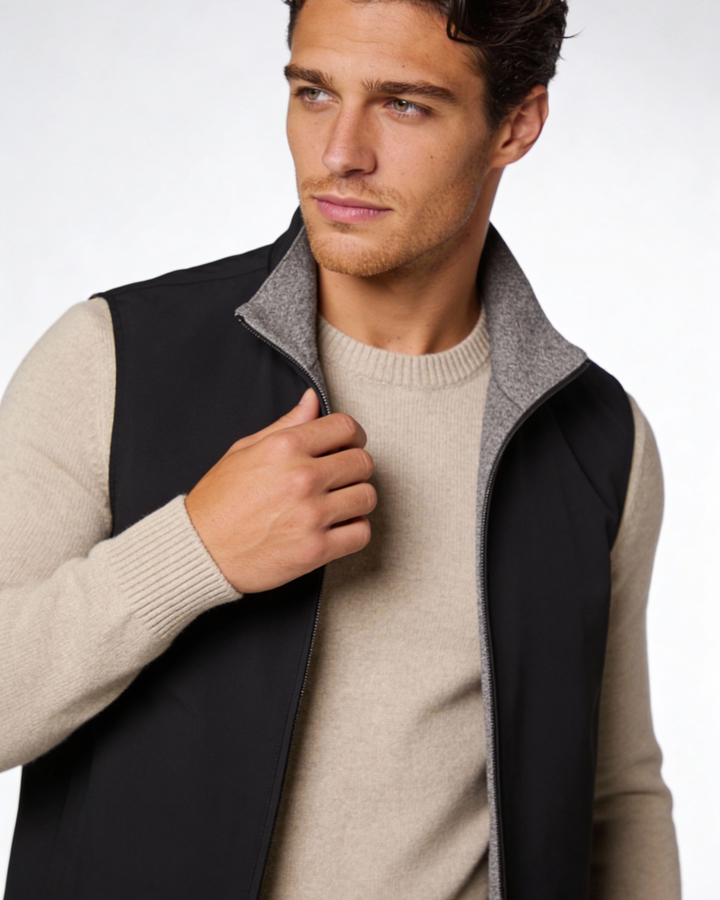 Men's Reversible Lightweight Vest - Two-Way Wear