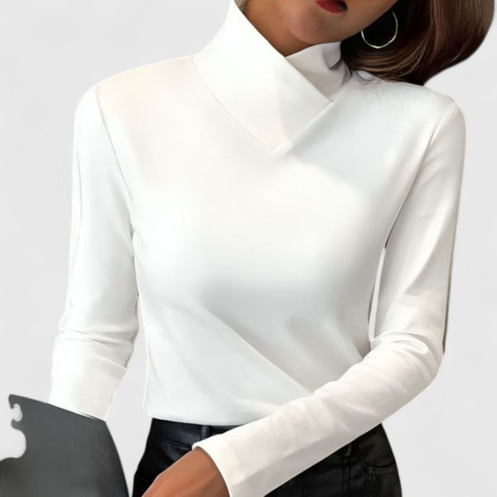 Frances - Elegant Turtleneck Fit