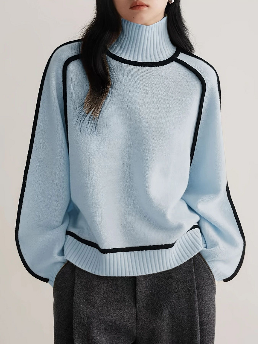Maya | Elegant Turtleneck
