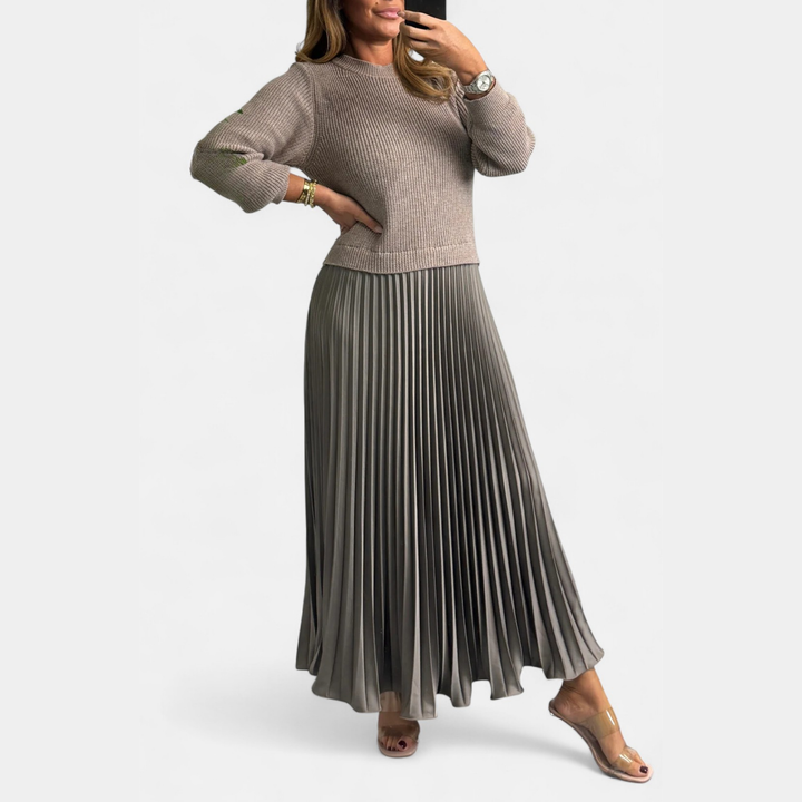 Claudia - Maxi Dress with Jumper and Pleated Skirt